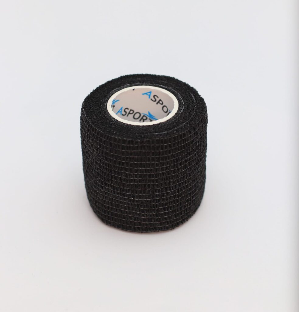 Cohesive non-woven bandage 5cm x 4,5m